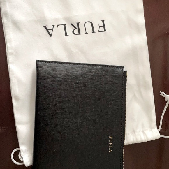 Furla Wristlet - Picture 1 of 8